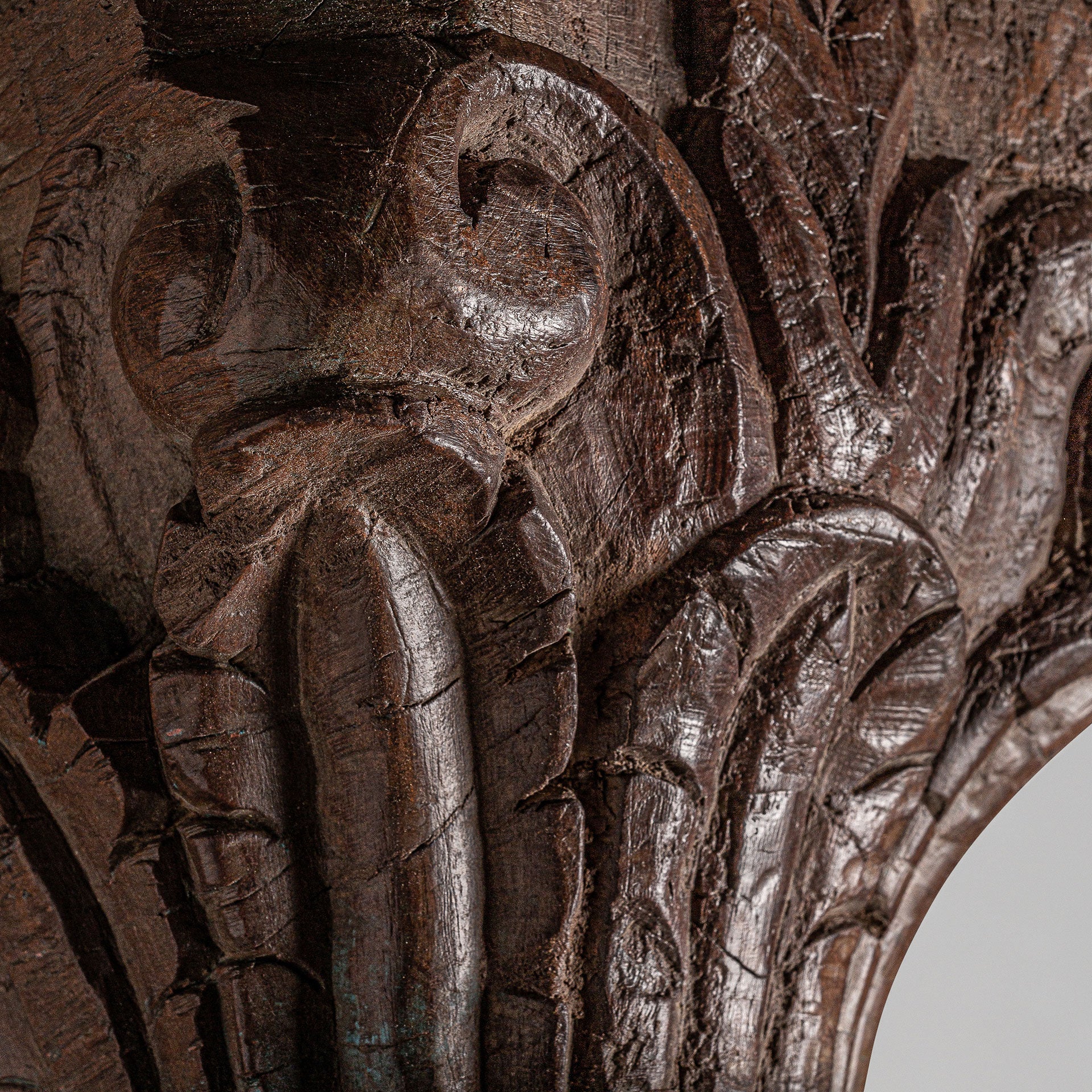 BASTET COLUMN